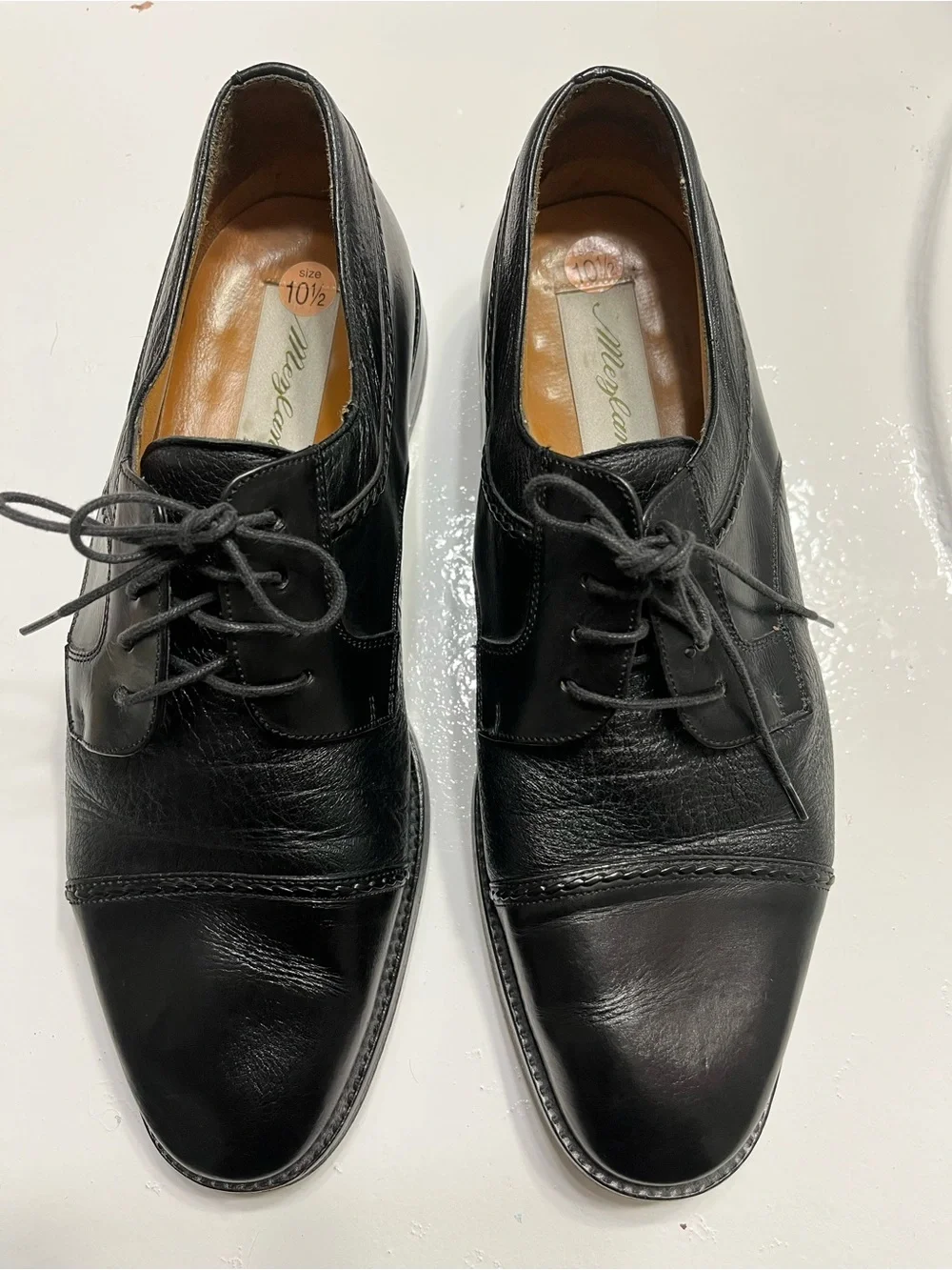 Mezlan Black Leather Lace-Up Derby Shoes